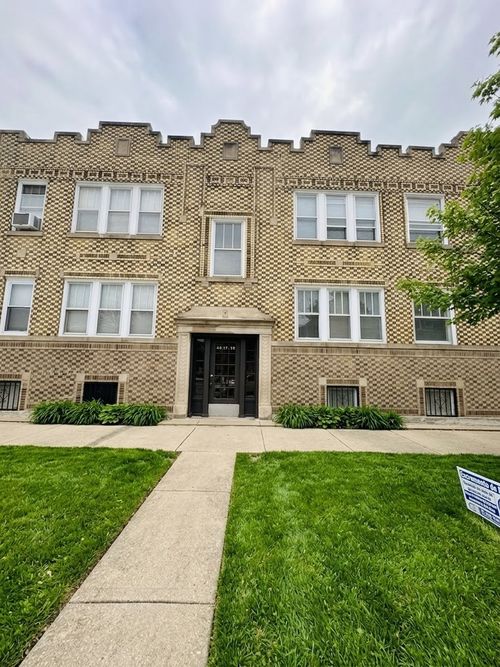 1-4237 W George Street, Chicago, IL, 60641 | Card Image