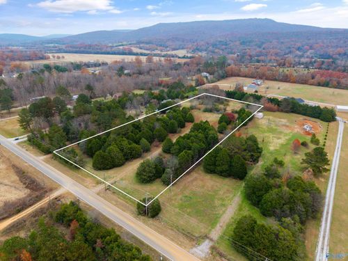 2312 Hurricane Creek Rd, Gurley, AL, 35748-8845 | Card Image