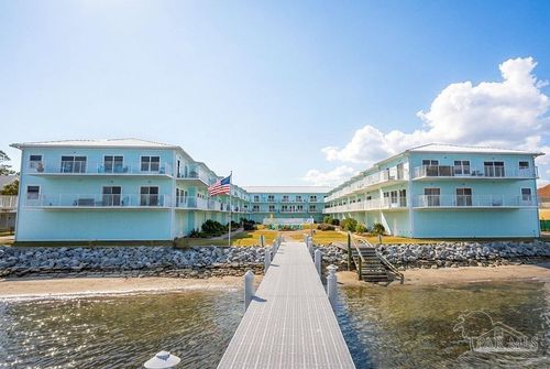 952 Sound Harbor Cir, Gulf Breeze, FL, 32563-3014 | Card Image