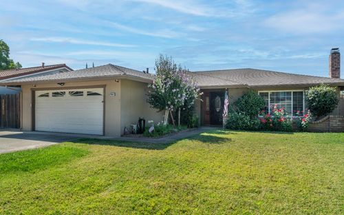 8908 Twin Falls Dr, Sacramento, CA, 95826-2137 | Card Image