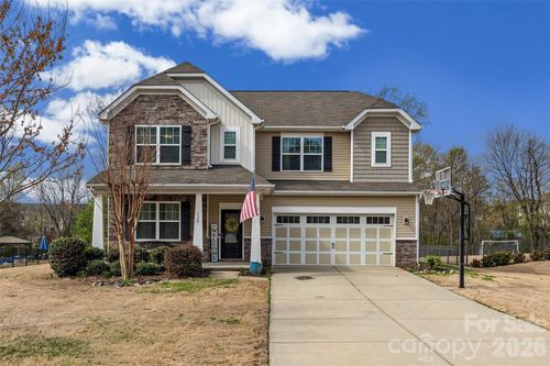 130 Bay Laurel Dr, Mooresville, NC, 28115-7187 | Card Image