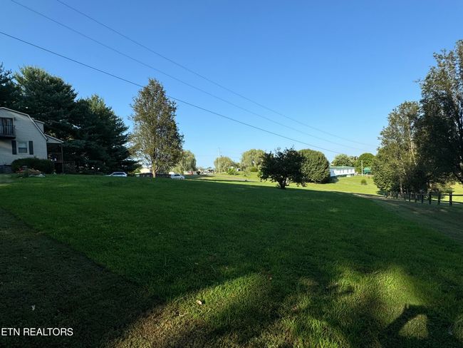 397 Whitaker Ln, House other with 3 bedrooms, 2 bathrooms and null parking in Tazewell TN | Image 35