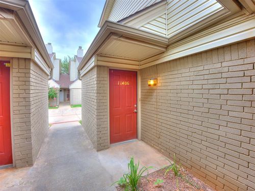 11406 Benttree Circle, Oklahoma City, OK, 73120 | Card Image