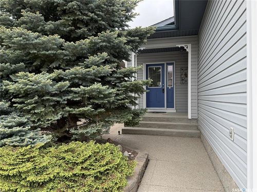 1655 Wingert Dr, Regina, SK, S4X4P3 | Card Image