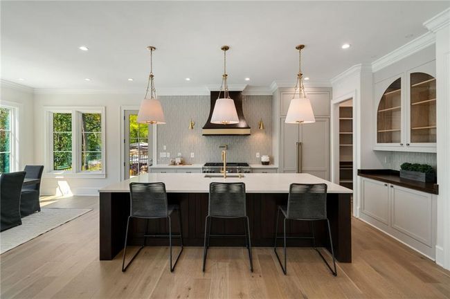 1068 Moores Mill Rd Nw, House other with 6 bedrooms, 7 bathrooms and null parking in Atlanta GA | Image 11