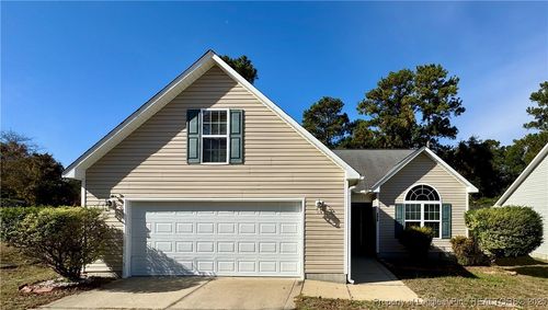 5616 Duncan St, Hope Mills, NC, 28348-3216 | Card Image