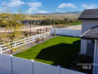 9276 W Sooty Grouse Ct, House other with 3 bedrooms, 3 bathrooms and 3 parking in Boise ID | Image 2