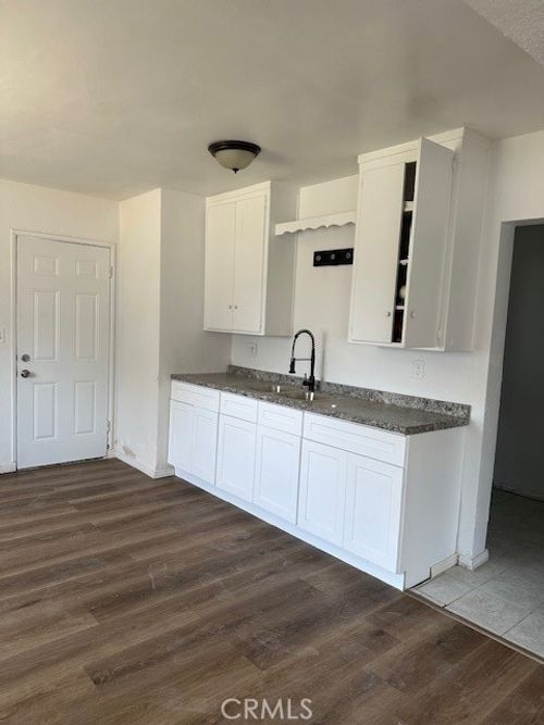 8391 Cottonwood Ave, Fontana, CA, 92335 | Card Image