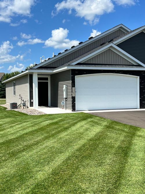 13153 Berrywood Dr, Baxter, MN, 56425-9737 | Card Image