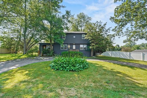 20 Albion Ln, West Newbury, MA, 01985-1127 | Card Image