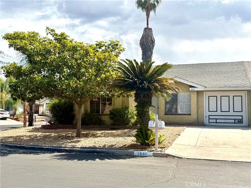 1651 Sycamore St, Perris, CA, 92570-2535 | Card Image