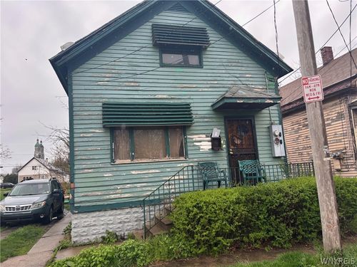 76 Sears Street, Buffalo, NY, 14212 | Card Image
