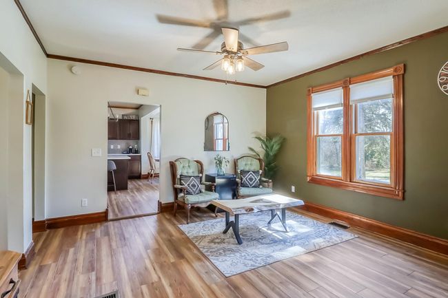 Familyroom1_3.jpg | Image 16