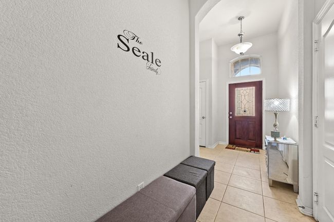 Go down the hall to see more amazing features! | Image 5