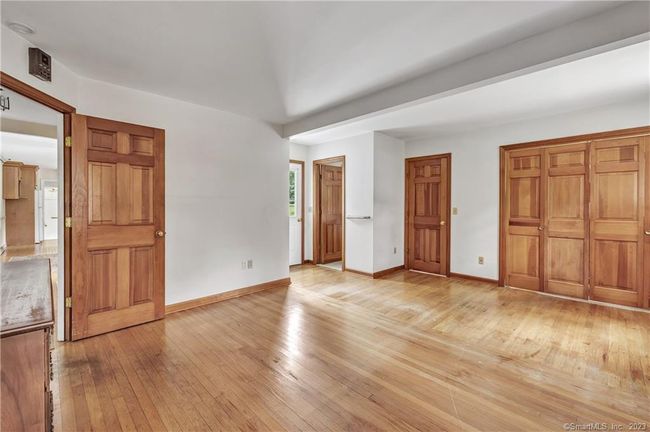 193 Walnut Tree Hill Rd, House other with 3 bedrooms, 2 bathrooms and null parking in Shelton CT | Image 20