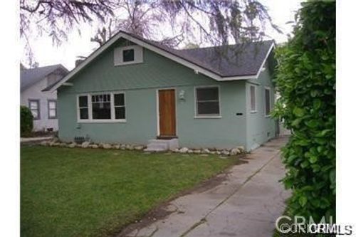 4425 5th St, Riverside, CA, 92501-2615 | Card Image
