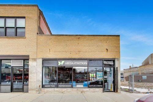 3426 W Diversey Ave, Chicago, IL, 60647-1221 | Card Image