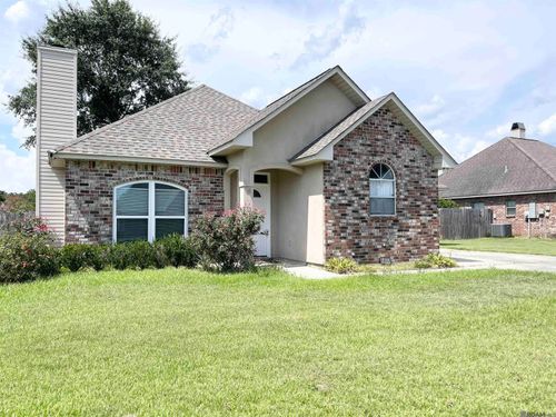 12203 Sundown Dr, Denham Springs, LA, 70726-6857 | Card Image