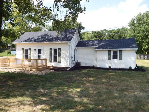 1060 Sycamore St, Harrisburg, OH, 43126-7702 | Card Image