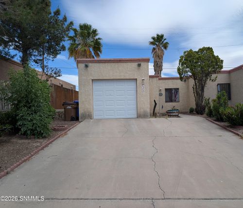 628 Cindy Pl, Las Cruces, NM, 88001-2585 | Card Image