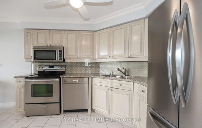 808 - 1 Clark Ave W, Condo with 2 bedrooms, 2 bathrooms and 2 parking in Vaughan ON | Image 15