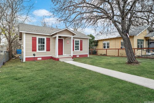 2619 E Houston St, San Antonio, TX, 78202-3228 | Card Image