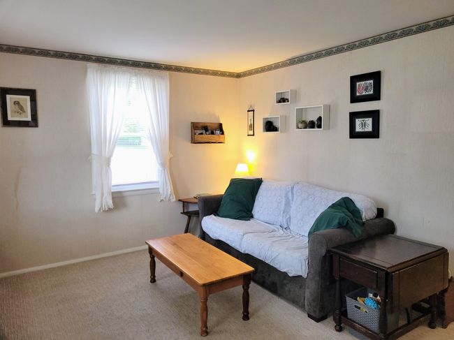 8 Cranbrook Ln, House other with 4 bedrooms, 2 bathrooms and null parking in Dover NH | Image 5