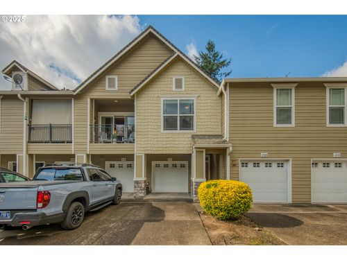 3135 Summerlinn Dr, West Linn, OR, 97068-5192 | Card Image