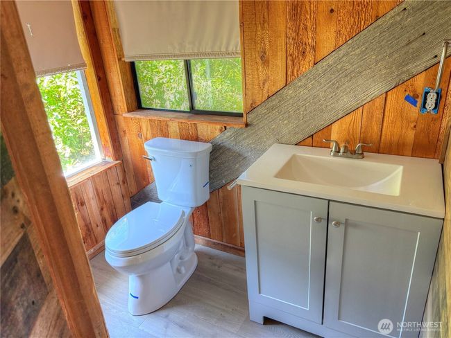 Bonus Room Bath | Image 20