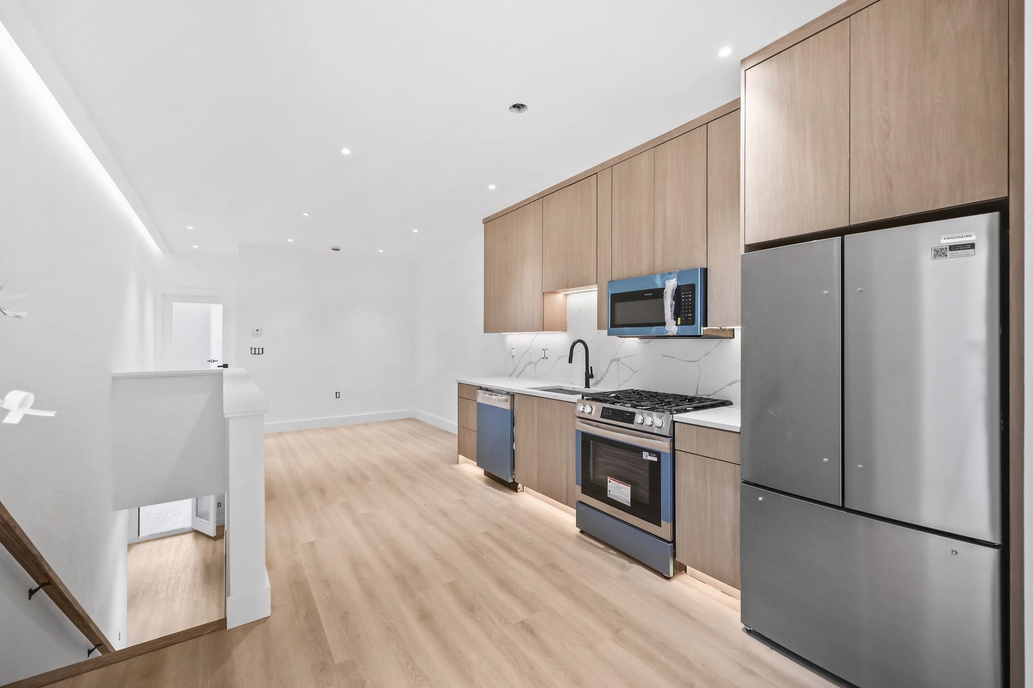 Residential in JC, Heights 2