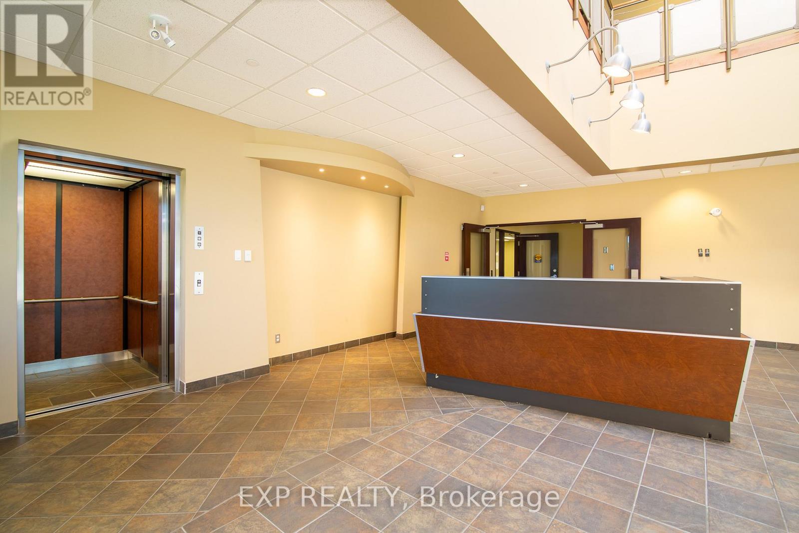 Commercial Lease in Ottawa