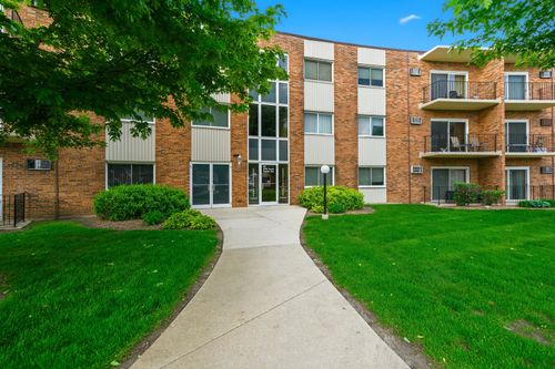 6-209-9725 S Keeler Ave, Oak Lawn, IL, 60453-3491 | Card Image