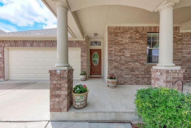 11512 Shadow Creek Dr, House other with 4 bedrooms, 2 bathrooms and 4 parking in Manor TX | Image 7