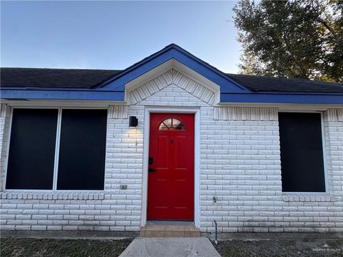 2208 N Dahlia St, Pharr, TX, 78577-7431 | Card Image
