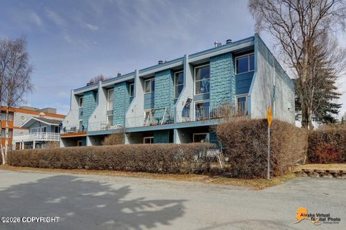 102-629 O St, Anchorage, AK, 99501-3267 | Card Image