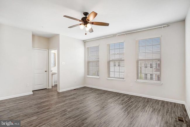 7037 Freedom Way, Townhouse with 3 bedrooms, 3 bathrooms and null parking in FREDERICK MD | Image 17