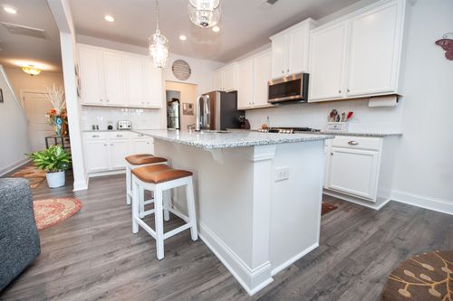 282 Braselton St, Duncan, SC, 29334-8734 | Card Image