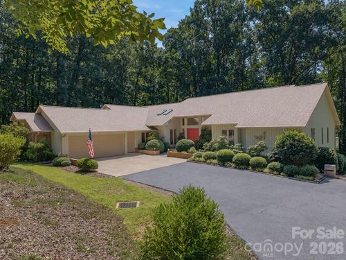 5 Jackson Grv S, Landrum, SC, 29356-9181 | Card Image