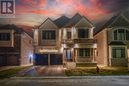 1530 Buttercup Crt, Milton, ON, L9E2G3 | Card Image