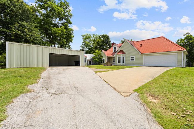 411 W Austin St, House other with 3 bedrooms, 2 bathrooms and null parking in Jefferson TX | Image 40