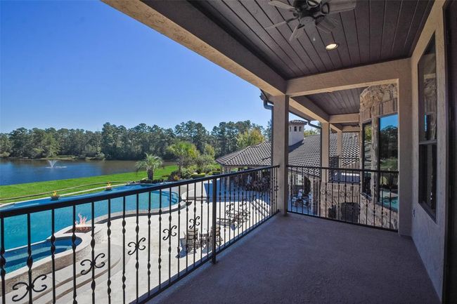 Second floor views of the property | Image 37