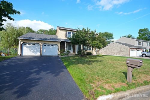 19 Wetherhill Way, Dayton, NJ, 08810-1607 | Card Image