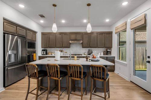 15650 Turtlehead Trl, Conroe, TX, 77302-1418 | Card Image