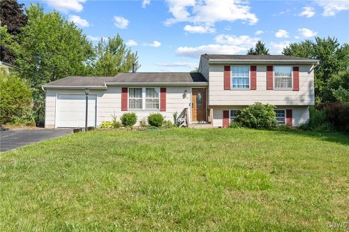 4242 Hunting Creek Dr, Clay, NY, 13041-8728 | Card Image
