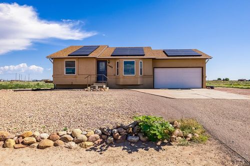 1085 E Blackstone Dr, Pueblo West, CO, 81007-1264 | Card Image