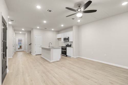 16714 Sonoma Breeze Dr, Manor, TX, 78653-2382 | Card Image