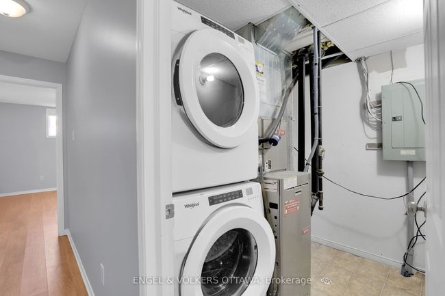 10 - 811 Longfields Dr, Condo with 2 bedrooms, 3 bathrooms and 2 parking in Nepean ON | Image 29