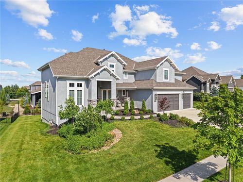 17105 Nieman Rd, Overland Park, KS, 66221-7120 | Card Image