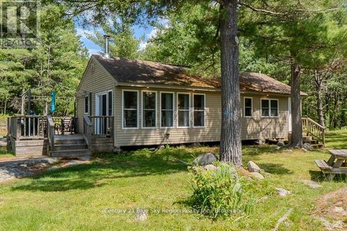 285 C Ruston Rd, Callander, ON, P0H1H0 | Card Image