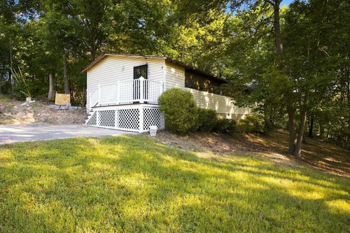 859 Ponderosa Dr, Soddy Daisy, TN, 37379-5249 | Card Image